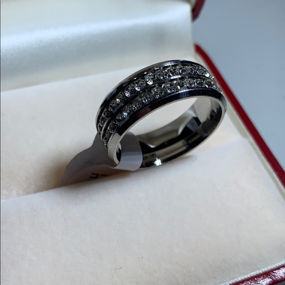 Stainless Steel Ring Wedding Band Silver - Picture 1 of 5